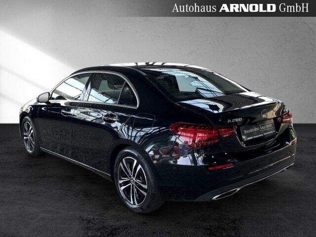 MERCEDES-BENZ A 200 Limousine Progressive MULTIB Kamera Distr. Ansicht 4 für Fahrzeugdetailseite