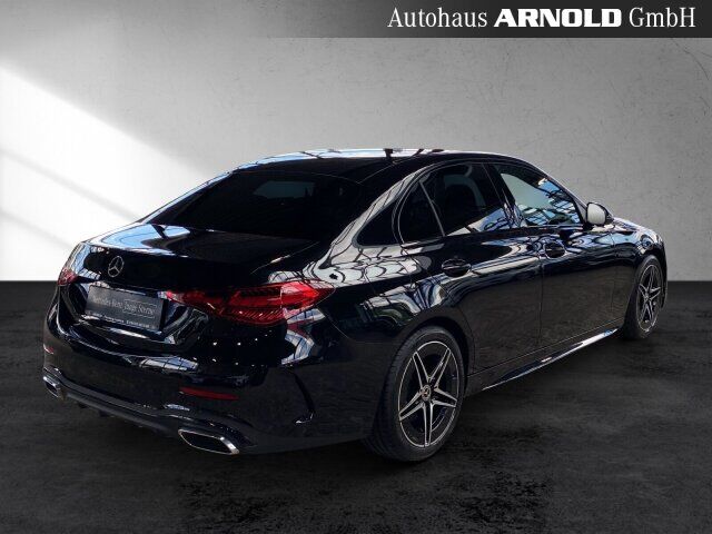 MERCEDES-BENZ C 180 AMG Line Night Kamera Totwinkel Winter-P. Ansicht 5 für Fahrzeugdetailseite