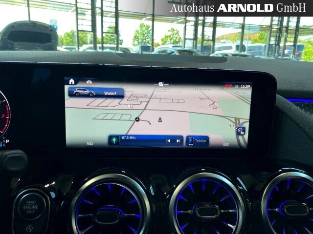 MERCEDES-BENZ GLA 250 4M AMG Line Night 360° AHK Totwinkelass Ansicht 12 für Fahrzeugdetailseite
