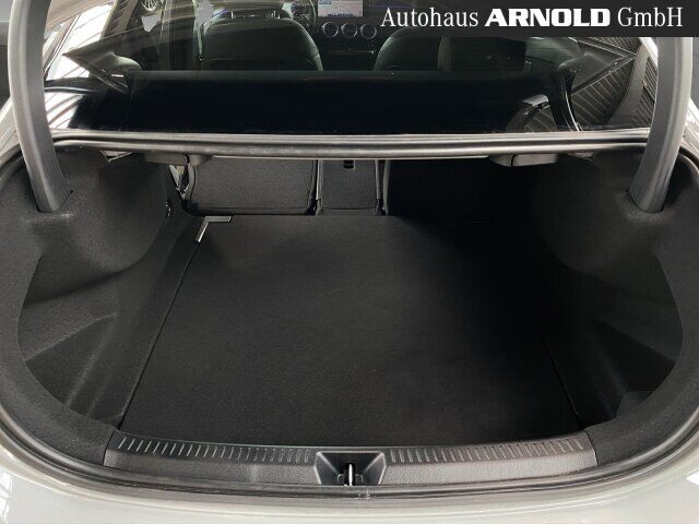 MERCEDES-BENZ A 200 Limousine AMG Line Night Kamera MULTIBEAM Ansicht 11 für Fahrzeugdetailseite
