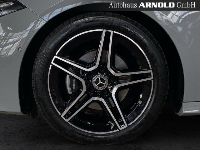 MERCEDES-BENZ A 200 Limousine AMG Line Night Kamera MULTIBEAM Ansicht 15 für Fahrzeugdetailseite