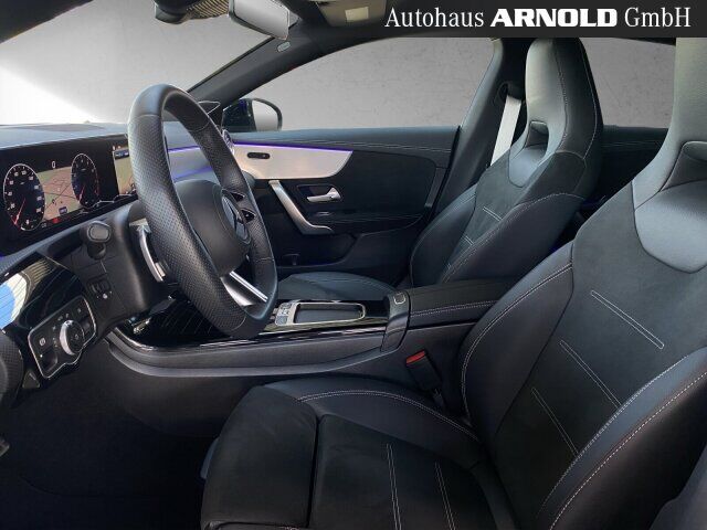 MERCEDES-BENZ CLA 200 Shooting Brake CLA 200 SB AMG L. el-Klappe 360° Distr Burmester Ansicht 8 für Fahrzeugdetailseite