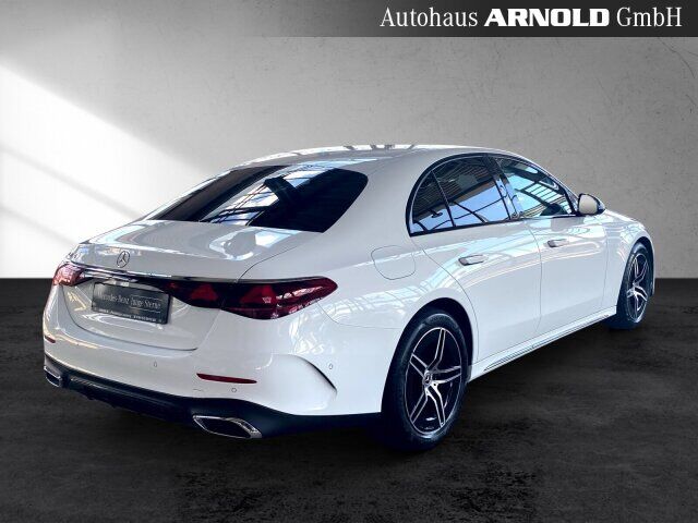 MERCEDES-BENZ E 200 AMG Line Night Kamera Distronic Totwinkel Ansicht 5 für Fahrzeugdetailseite