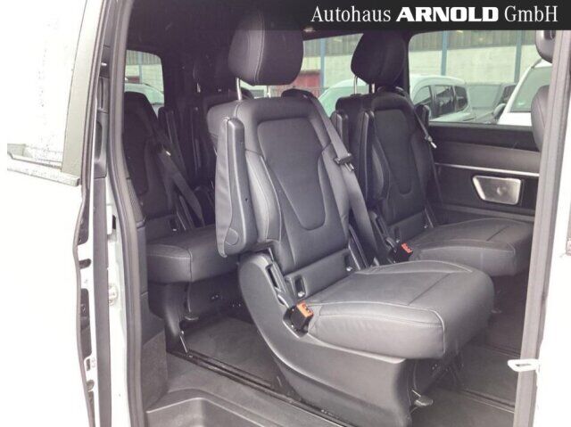 MERCEDES-BENZ V 300 d 4M AVANTGARDE Lang AMG L AIRM el-Tür AHK Ansicht 7 für Fahrzeugdetailseite