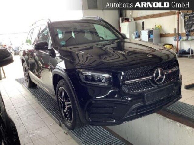 MERCEDES-BENZ GLB 200 AMG Line Night LED Kamera el-Klappe Totw Ansicht 5 für Fahrzeugdetailseite
