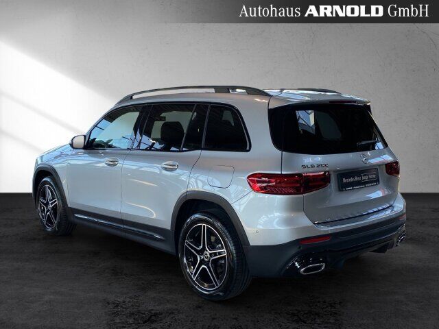 MERCEDES-BENZ GLB 200 AMG Line Night AHK MULTIB el-Klappe 360° Ansicht 4 für Fahrzeugdetailseite
