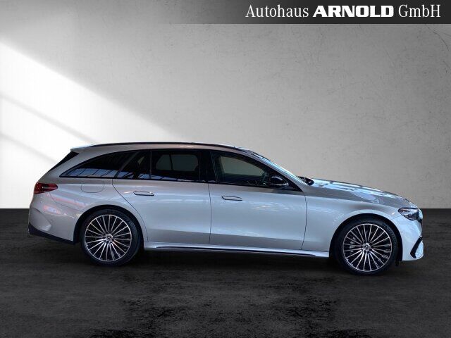 MERCEDES-BENZ E 200 T AMG Line Night Memory Distronic Totw 360 Ansicht 6 für Fahrzeugdetailseite