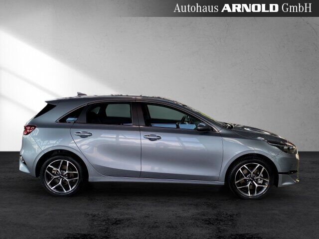 KIA Ceed 1.5 T-GDI DCT7 Spirit Kamera Navi Totwinkel Ansicht 6 für Fahrzeugdetailseite