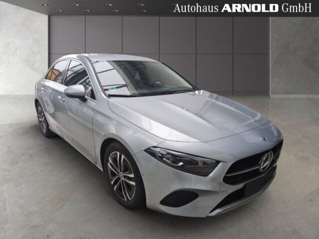 MERCEDES-BENZ A 200 Limousine Progressive Multibeam Burmester Ansicht 5 für Fahrzeugdetailseite