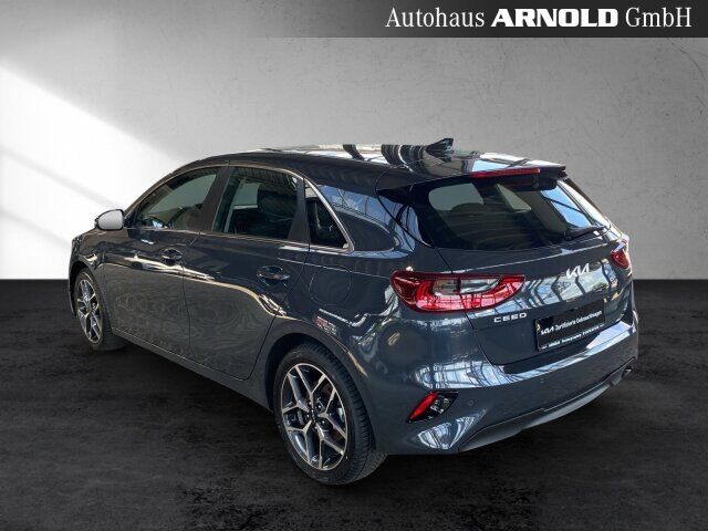 KIA Ceed 1.5 T-GDI DCT7 Spirit Kamera Navi Totwinkel Ansicht 4 für Fahrzeugdetailseite