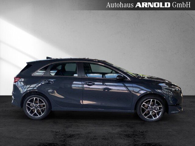 KIA Ceed 1.5 T-GDI DCT7 Spirit Kamera Navi Totwinkel Ansicht 6 für Fahrzeugdetailseite