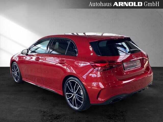 MERCEDES-BENZ A 250 4M SpecialEdition AMG L. Night Pano MULTIB Ansicht 4 für Fahrzeugdetailseite