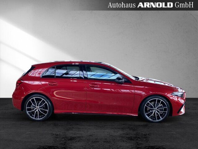 MERCEDES-BENZ A 250 4M SpecialEdition AMG L. Night Pano MULTIB Ansicht 6 für Fahrzeugdetailseite