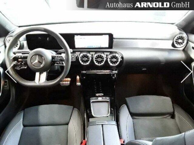 MERCEDES-BENZ CLA 200 AMG Line Night Distr MULTIBEAM 360° AHK Ansicht 7 für Fahrzeugdetailseite
