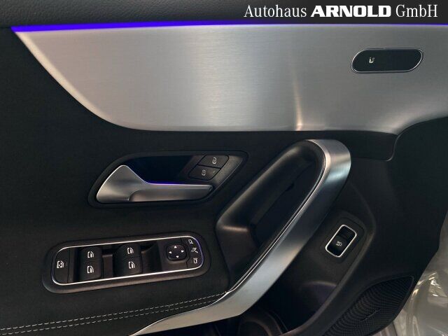 MERCEDES-BENZ CLA 200 Shooting Brake CLA 200 SB AMG L Night Distr. 360° AHK MULTIBEAM Ansicht 14 für Fahrzeugdetailseite