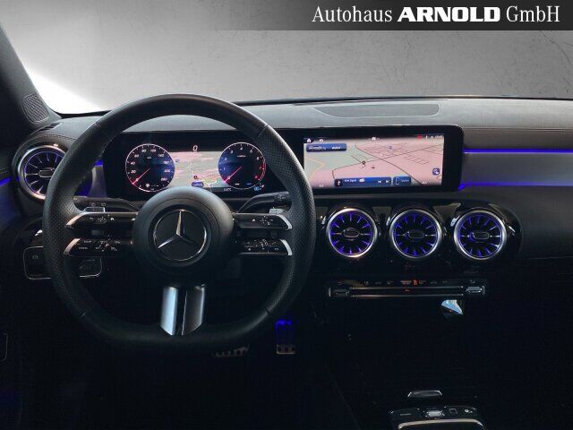 MERCEDES-BENZ CLA 200 Shooting Brake CLA 200 SB AMG L Night Distr. 360° AHK MULTIBEAM Ansicht 9 für Fahrzeugdetailseite