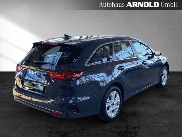 KIA Ceed Sportswagon Ceed SW 1.5 T-GDI DCT7 Vision Komfort+-P. Kamera Ansicht 5 für Fahrzeugdetailseite