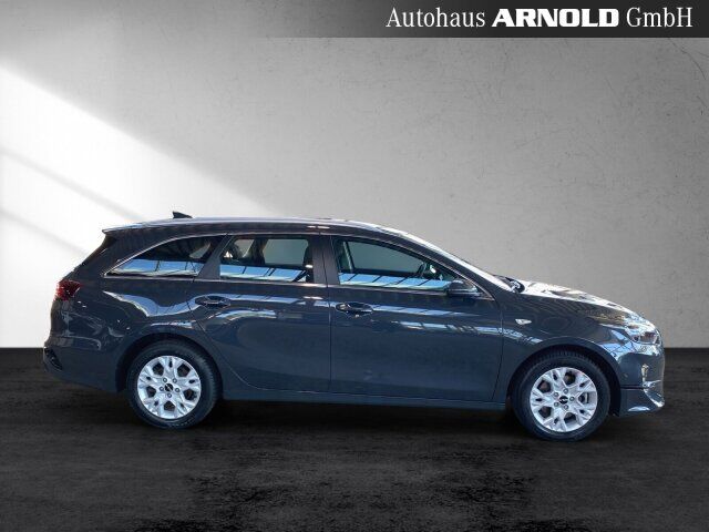 KIA Ceed Sportswagon Ceed SW 1.5 T-GDI DCT7 Vision Komfort+-P. Kamera Ansicht 6 für Fahrzeugdetailseite