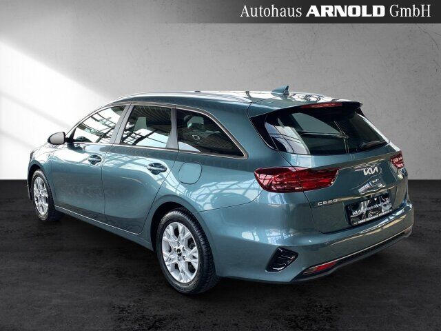 KIA Ceed Sportswagon Ceed SW 1.5 T-GDI DCT7 Vision Komfort+-P. Kamera Ansicht 4 für Fahrzeugdetailseite