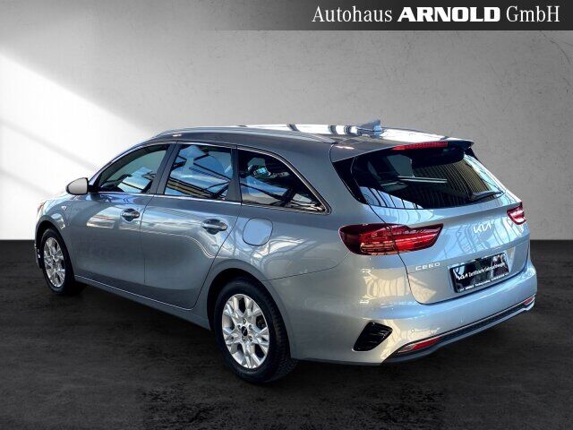 KIA Ceed Sportswagon Ceed SW 1.5 T-GDI DCT7 Vision Komfort+-P. Kamera Ansicht 4 für Fahrzeugdetailseite