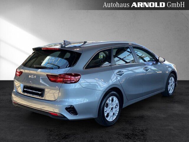 KIA Ceed Sportswagon Ceed SW 1.5 T-GDI DCT7 Vision Komfort+-P. Kamera Ansicht 5 für Fahrzeugdetailseite