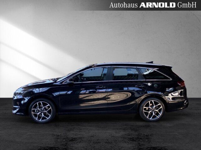 KIA Ceed Sportswagon Ceed SW 1.5 T-GDI DCT7 Spirit Totw. Kamera LED Ansicht 3 für Fahrzeugdetailseite