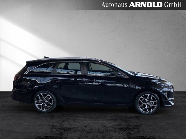 KIA Ceed Sportswagon Ceed SW 1.5 T-GDI DCT7 Spirit Totw. Kamera LED Ansicht 6 für Fahrzeugdetailseite