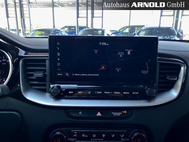 KIA Ceed Sportswagon Ceed SW 1.5 T-GDI DCT7 Spirit Totw. Kamera LED Ansicht 12 für Fahrzeugdetailseite
