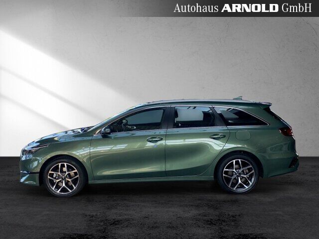 KIA Ceed Sportswagon Ceed SW 1.5 T-GDI DCT7 Spirit Totw. Kamera LED Ansicht 3 für Fahrzeugdetailseite
