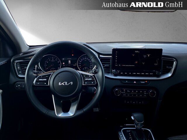 KIA Ceed Sportswagon Ceed SW 1.5 T-GDI DCT7 Spirit Totw. Kamera LED Ansicht 9 für Fahrzeugdetailseite