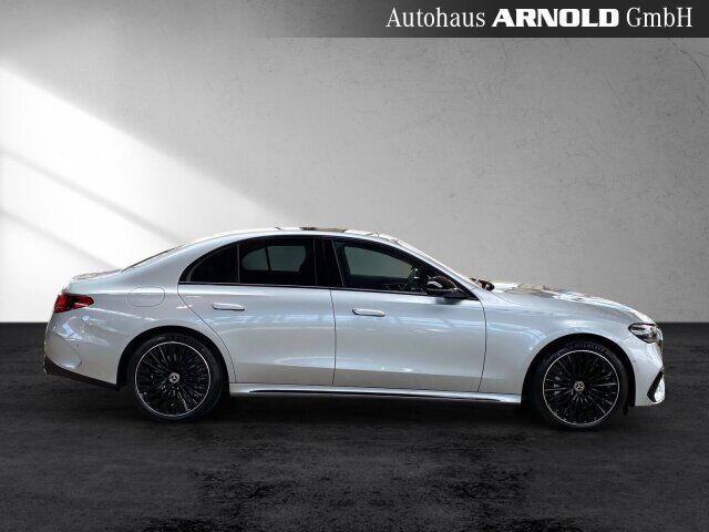 MERCEDES-BENZ E 300 de 4M AMG Line AIRM SUPERSCR Pano 360° AHK Ansicht 6 für Fahrzeugdetailseite