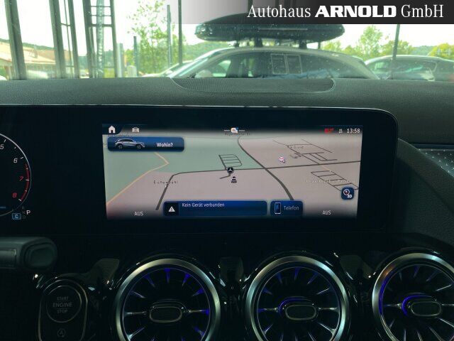MERCEDES-BENZ GLA 200 Progressive Night 360° AHK Fahrass-P. Ansicht 12 für Fahrzeugdetailseite