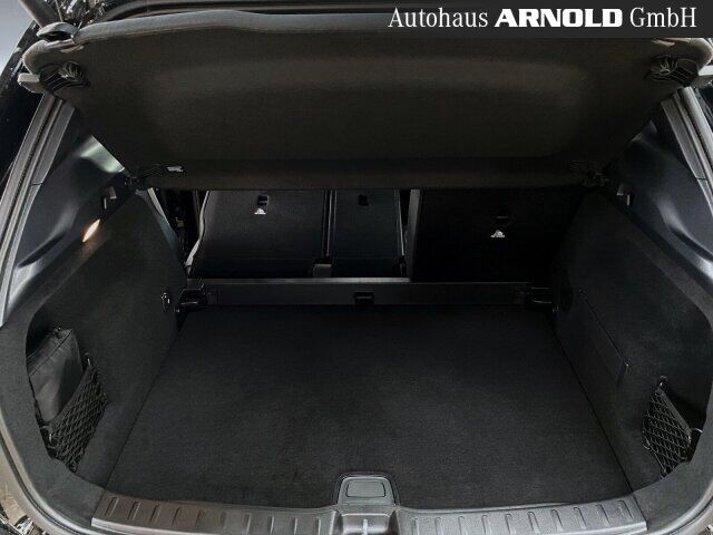 MERCEDES-BENZ GLA 200 AMG Line Night Distr 360° Pano Burmester Ansicht 11 für Fahrzeugdetailseite