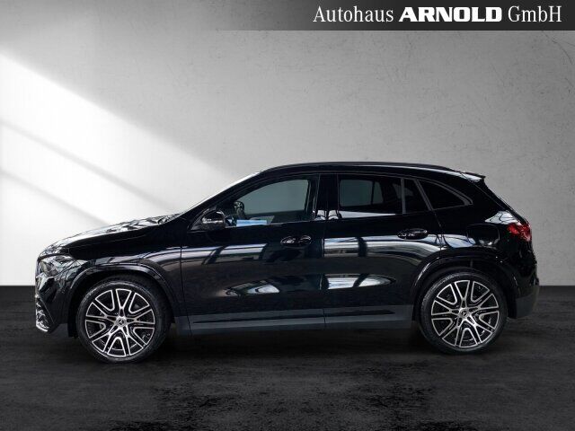 MERCEDES-BENZ GLA 200 AMG Line Night Distr 360° Pano Burmester Ansicht 3 für Fahrzeugdetailseite