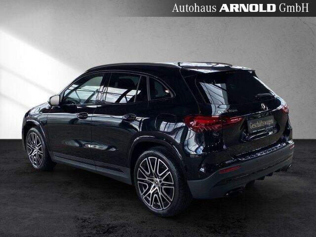 MERCEDES-BENZ GLA 200 AMG Line Night Distr 360° Pano Burmester Ansicht 4 für Fahrzeugdetailseite