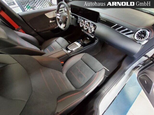 MERCEDES-BENZ CLA 35 AMG Mercedes-AMG CLA 35 4M DISTR. Pano. Burm. Memory Ansicht 6 für Fahrzeugdetailseite