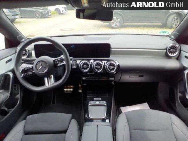 MERCEDES-BENZ CLA 220 Shooting Brake CLA 220 d SB AMG Line Distr. Multib. Burm. 360° Ansicht 5 für Fahrzeugdetailseite
