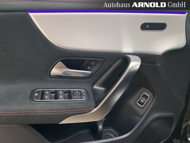 MERCEDES-BENZ CLA 200 Shooting Brake CLA 200 d SB AMG L Night 360° Multib. Distr. AHK Ansicht 14 für Fahrzeugdetailseite
