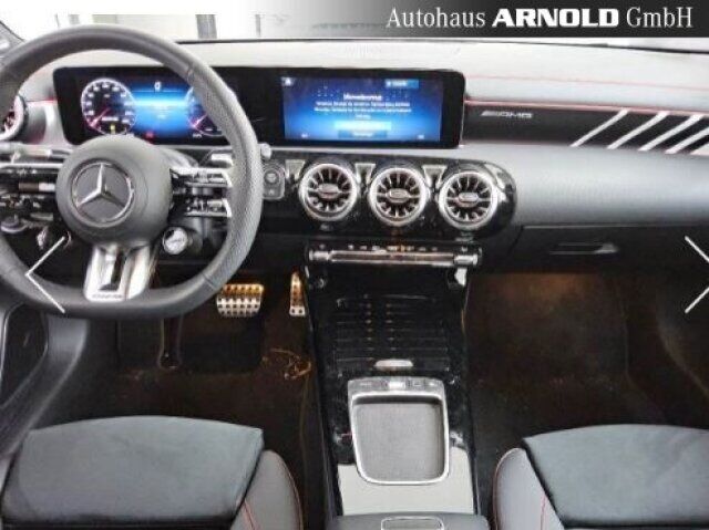 MERCEDES-BENZ CLA 35 AMG Mercedes-AMG CLA 35 4M Distr Pano 360° Burmester Ansicht 6 für Fahrzeugdetailseite
