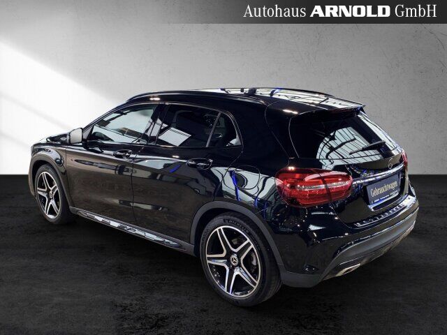 MERCEDES-BENZ GLA 200 AMG L. Night Totw. LED Sitzh. Garmin MAP Ansicht 4 für Fahrzeugdetailseite