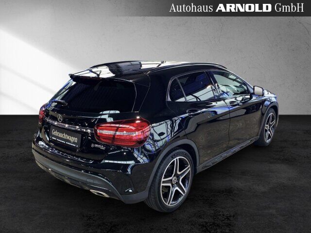 MERCEDES-BENZ GLA 200 AMG L. Night Totw. LED Sitzh. Garmin MAP Ansicht 5 für Fahrzeugdetailseite