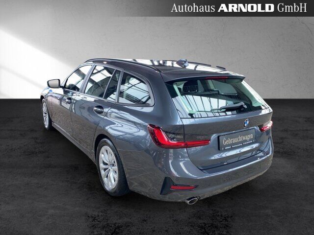 BMW 318 BMW  d Touring Mild Hybrid Advantage LED AHK Ansicht 4 für Fahrzeugdetailseite