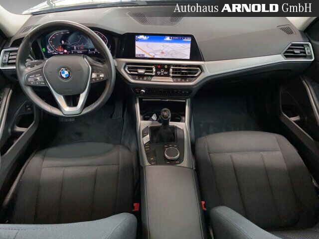 BMW 318 BMW  d Touring Mild Hybrid Advantage LED AHK Ansicht 9 für Fahrzeugdetailseite