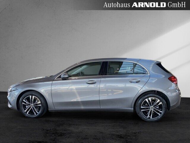 MERCEDES-BENZ A 180 Progressive Navi Sitzheizung Kamera LED Ansicht 3 für Fahrzeugdetailseite