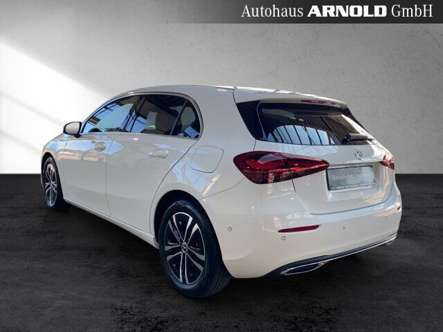 MERCEDES-BENZ A 180 Progressive Winter-P Navi Kamera Sitzh AHK Ansicht 4 für Fahrzeugdetailseite