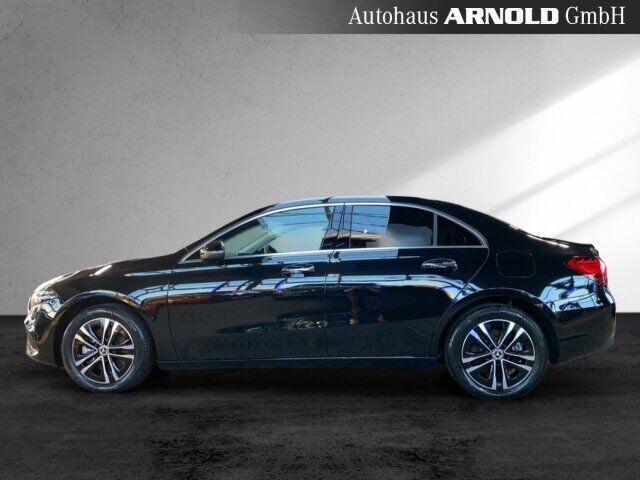 MERCEDES-BENZ A 250 e Limousine Progressive Distr. Multib 360° Ansicht 3 für Fahrzeugdetailseite