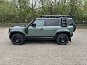 LAND ROVER Defender 110 Trophy Edition Keswick Green...