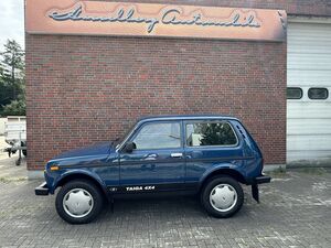 LADA Niva TAIGA Day 4x4 wie neu 2121DE Standhzg. Navi...