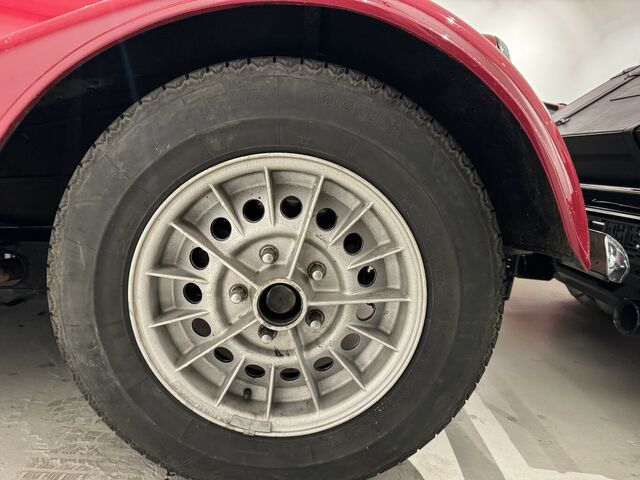 MORGAN Plus 8 Früher Achter mit zauberhafter Patina...