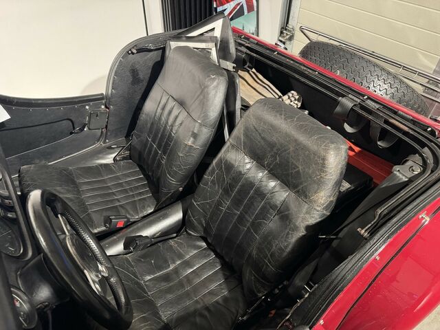 MORGAN Plus 8 Früher Achter mit zauberhafter Patina...